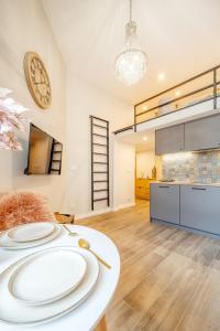 Downtown Cozy Apartments by Rentujemy