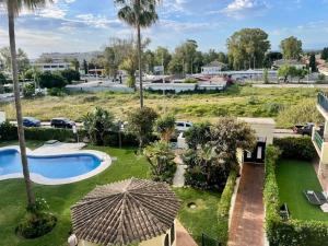 Moderno Apartamento con terraza y vista al mar a 5 min Pto. Banús