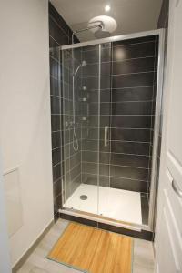 Appartements L'etoile : Beau T3 renove /Wifi : photos des chambres