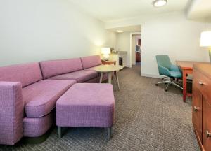 Suite with Two Double Beds - Non-Smoking room in Crowne Plaza Arlington an IHG Hotel