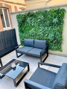 Appartements Epernay Prestige, Appartement avec terrasse : photos des chambres