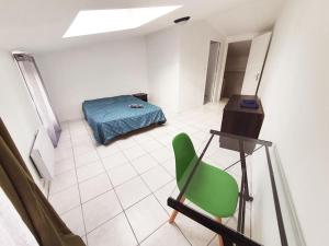 Appartements N 3 - T3 en triplex - centre ville - calme -parking : photos des chambres