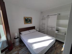 Appartements Sanary Paradise Port Climatise : photos des chambres