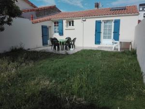 Maisons de vacances Maison Les Sables-d'Olonne, 4 pieces, 6 personnes - FR-1-331-32 : photos des chambres