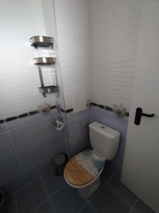 Апартамент White apartment град Китен