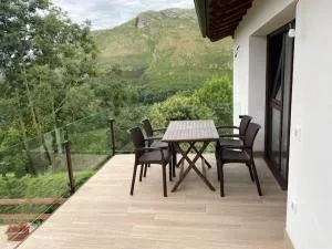 Apartamentos rurales La Teyeruca II - Mestas de Con