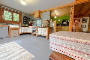 Chalets Peaceful chalet near the ski slopes 8 people : photos des chambres