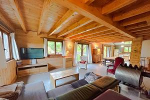 Chalets Peaceful chalet near the ski slopes 8 people : photos des chambres