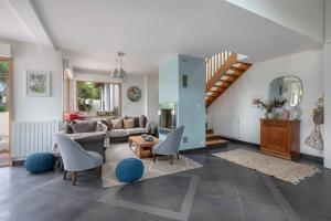 Maisons de vacances Villa Face Mer pour 10 personnes a Prefailles : photos des chambres