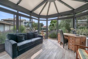 Maisons de vacances Villa Face Mer pour 10 personnes a Prefailles : photos des chambres
