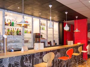Hotels ibis Egletons : photos des chambres