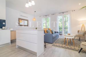 Deluxe Apartment room in Castellana Suites
