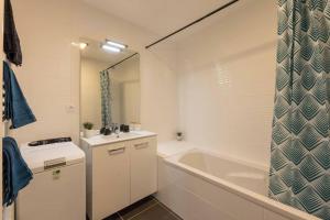 Appartements Les Jardins d'Aix : Appartement 2 Chambres