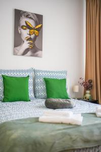 Ultracentral Golden Gatehouse 3 Bdrm