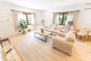 Houm Villa Nets - La Aranjasa