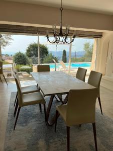 Villas Renovated 2 bed villa in the hills with pool- 2119 : photos des chambres
