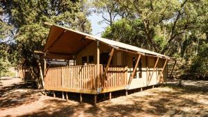Glamping Tent room in Lisboa Bungalows