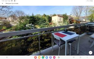 Appartements jolie appartement avec grande balcon : photos des chambres