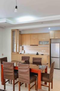 Sea Billows Apartment