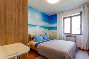 Katina apartment with private pool