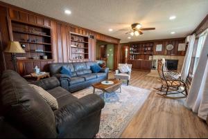 Beautiful home on Lake Michigan, near Escanaba