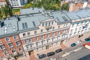 Old Town Standard Apartment by BookingHost