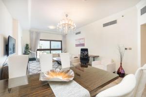 Daniels Sea View 2BR in Fairmont The Palm