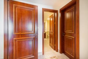 Daniels Sea View 2BR in Fairmont The Palm