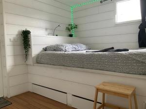 Bateau appartement sur lErdre au coeur de Nantes