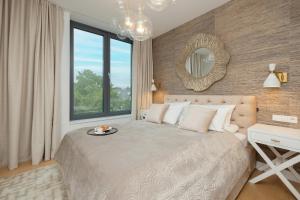 Jantaris Luxury Apartment by the Sea Mielno by Renters Prestige