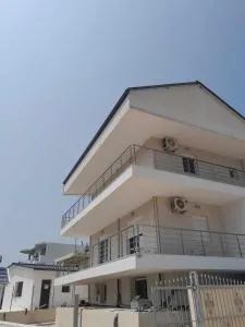 Giotis Apartments - Agia Marina