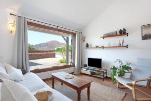 Casa al volcán de Lajares