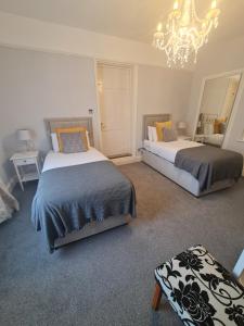 Beaufort Lodge - Central Location & Free Parking