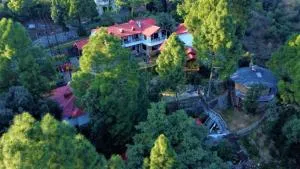 The Nature's Green Resort, Bhimtal, Nainital - 比姆塔尔