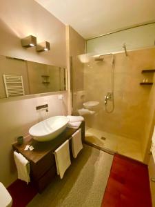 Camera Matrimoniale con Bagno Privato