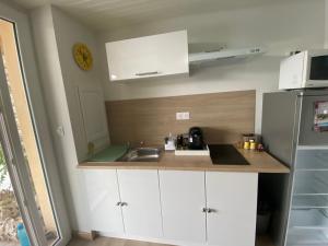 APPARTEMENT Studio neuf bas de villa Gorges du verdon à RIEZ