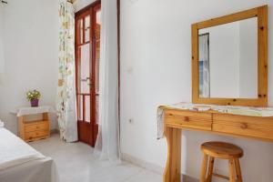 Areti Orfeas Apartment 5