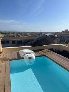 Ático con Piscina Privada y zona Chill Out