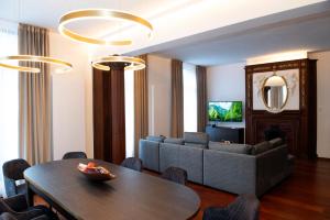 Botanique Suites AirBnB, Antwerp
