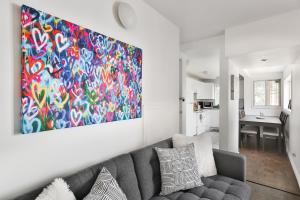 FREE PARKING and CENTRAL location