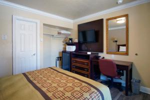 Charm Motel & Suites