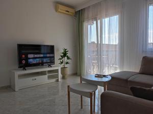 Sea Breeze II Apartment