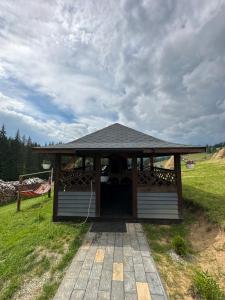 Приватна садиба SHAFRAN