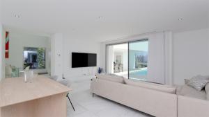 Villa BEA - Clever Details, Luxury, Golf views, Sleeps 10