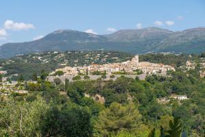 Villas Les Yuccas -Maison neuve avec un jardin a Saint Paul de Vence : photos des chambres