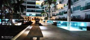 Vista directa al mar con amplia terraza y 3 habitaciones