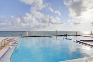 Dolphin & Manatee Viewing From 15th Floor & Pool!