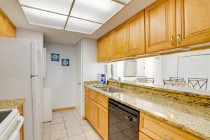 Oceanfront Condo with Balcony and Stunning Views!