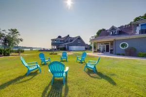 Waterfront Jackson Mansion Patio, Grill, Dock! - Brooklyn