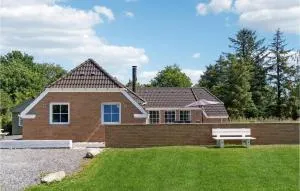 Cozy Home In Oksbøl With Sauna - Agerbæk